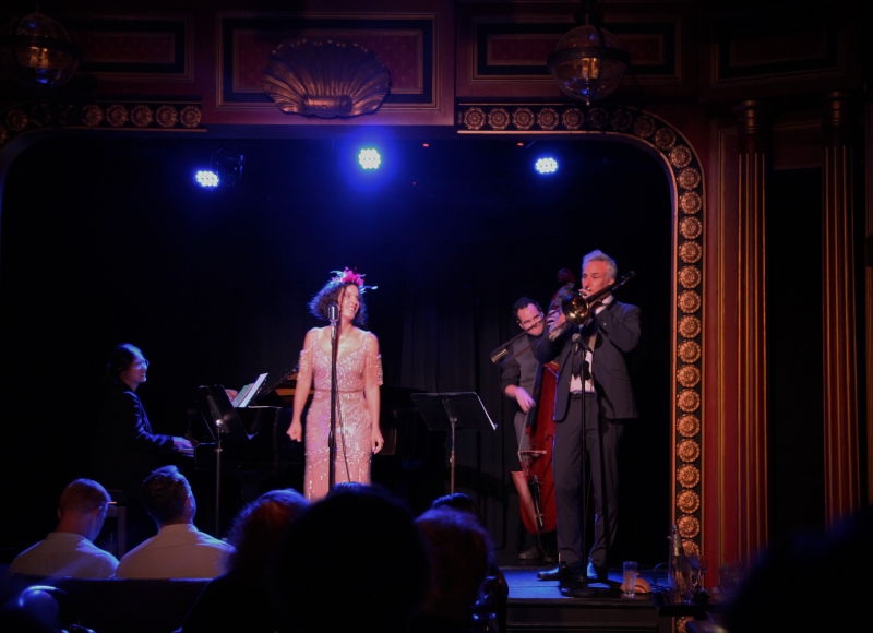 Review With AMERICAN DIVAS IN PARIS, Chloe Perrier Sings & Swings & Is